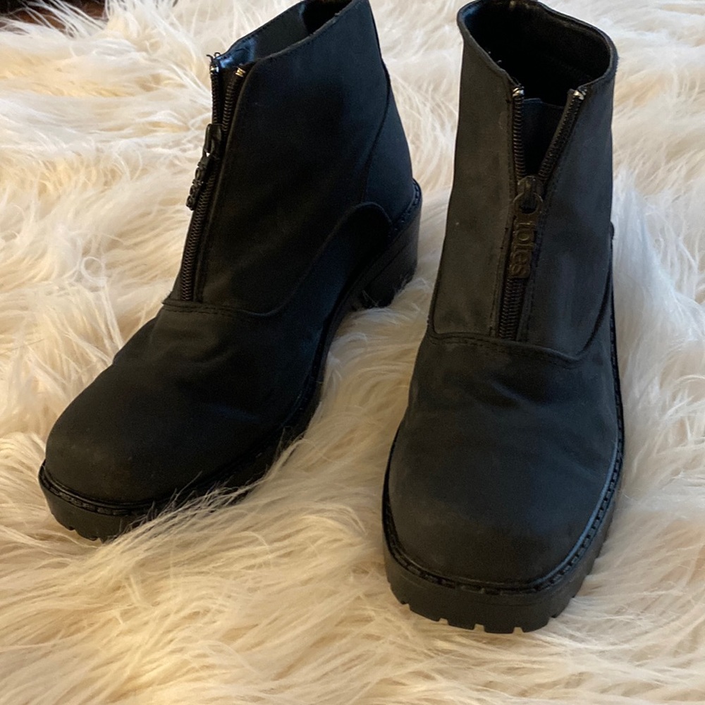 Totes Boots - image 1